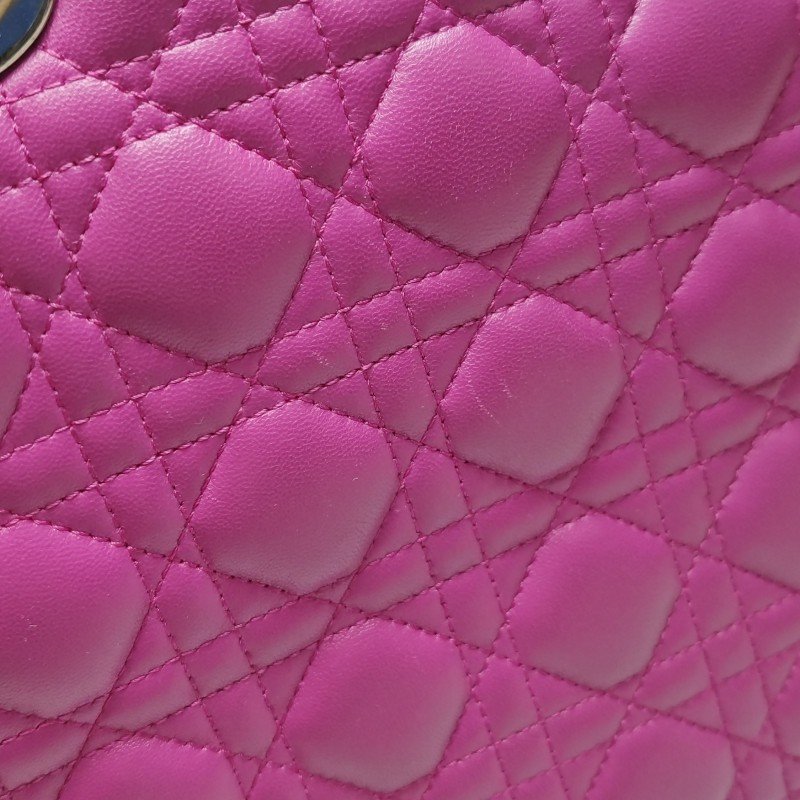 Dior Lady Dior戴妃包大號羊皮拼色藤格紋Logo字母吊飾手提包-15