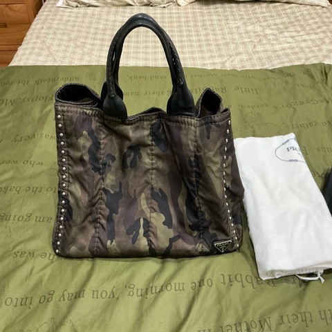 Prada 手提旅行袋