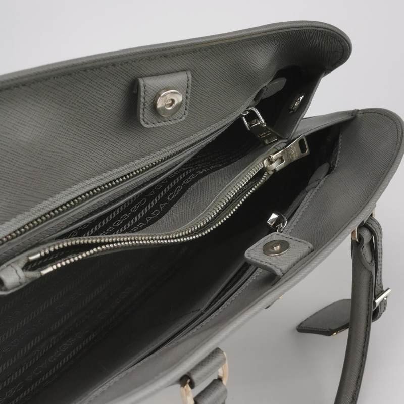 Prada Promenade牛皮純色三角徽標三角徽標斜挎包單肩包-6