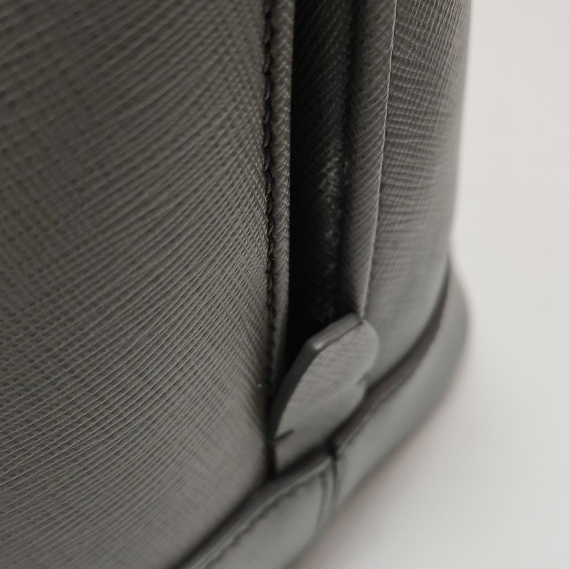 Prada Promenade牛皮純色三角徽標三角徽標斜挎包單肩包-15