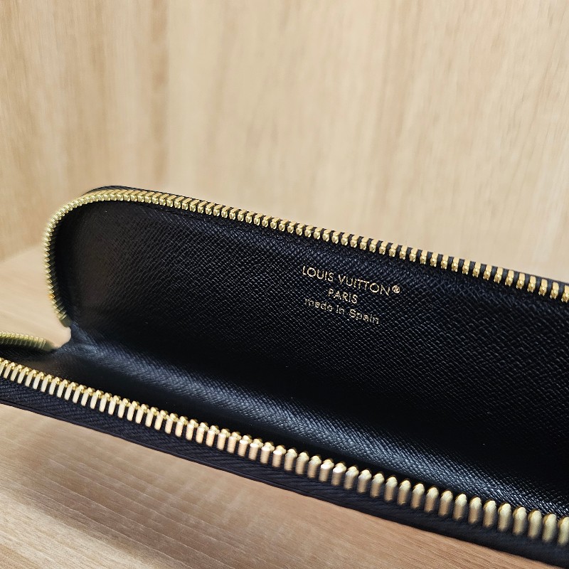[未使用新品❣️可當交換禮物] LV老花Charlotle金釦拉鏈筆袋-12