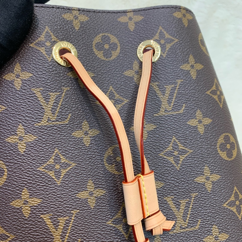 Louis Vuitton 路易威登 啡色老花迷你水桶 （I175)-26