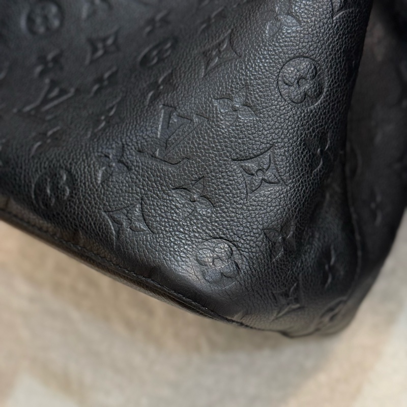 LV NEONOE BB 黑金壓花全皮 手柄水桶包 ✨最新晶片款-6