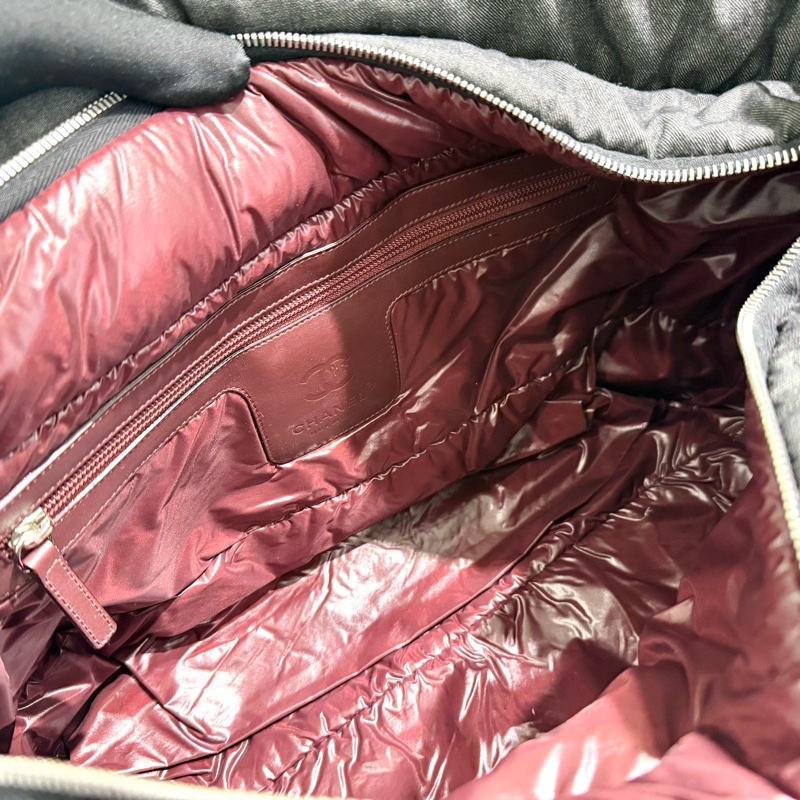 CHANEL 灰色丹寧Cocoon系列手提空氣包-11