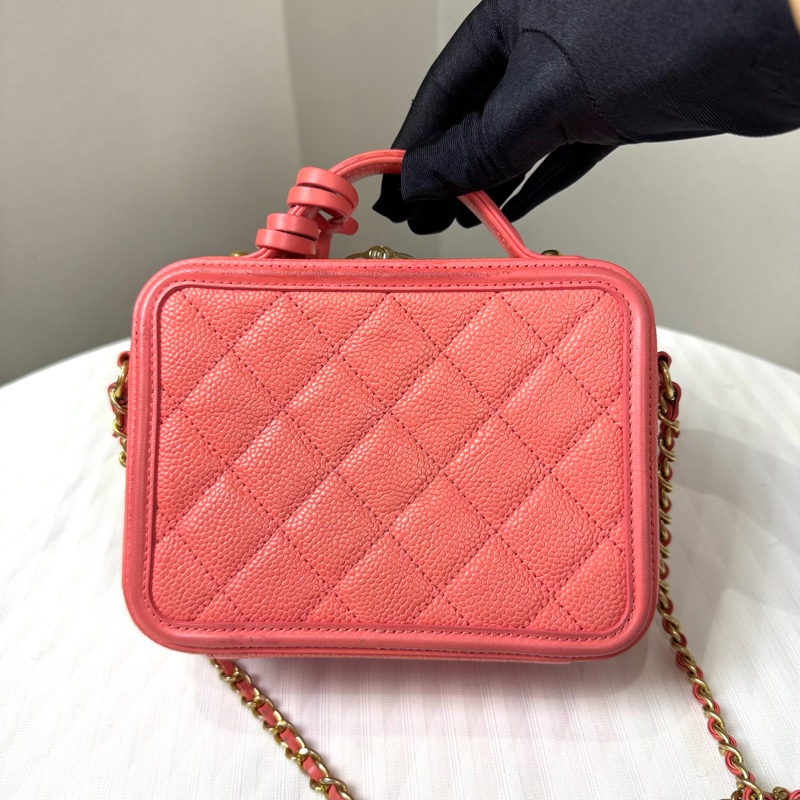 Chanel 荔枝牛皮 珊瑚粉 相機包、化妝盒子包Vanity case系列小號，可以手提單肩-1