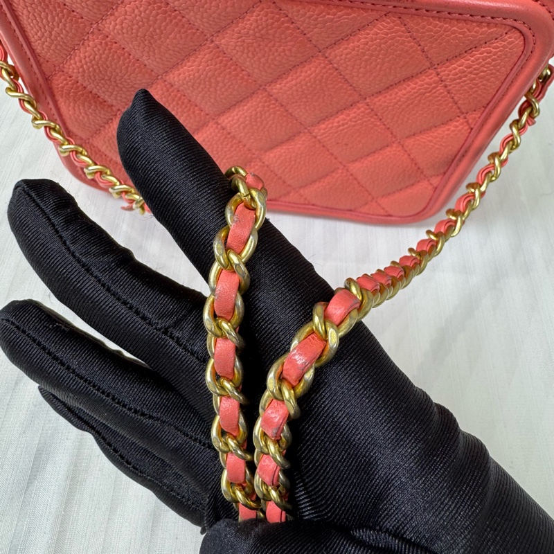 Chanel 荔枝牛皮 珊瑚粉 相機包、化妝盒子包Vanity case系列小號，可以手提單肩-10