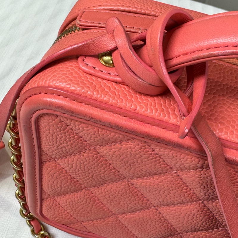 Chanel 荔枝牛皮 珊瑚粉 相機包、化妝盒子包Vanity case系列小號，可以手提單肩-13