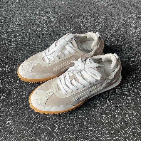 99新hy0078 愛馬仕jet德訓鞋米白色36碼