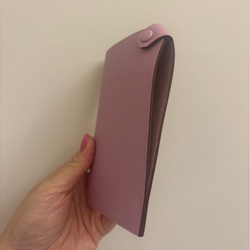 現貨商品 全新商品 台灣專櫃 正貨商品 Hermes 錦葵紫X9護照套-18