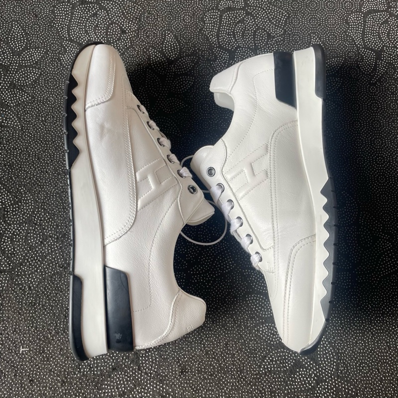 98新 02017 愛馬仕黑白牛皮運動鞋41.5碼無盒-5