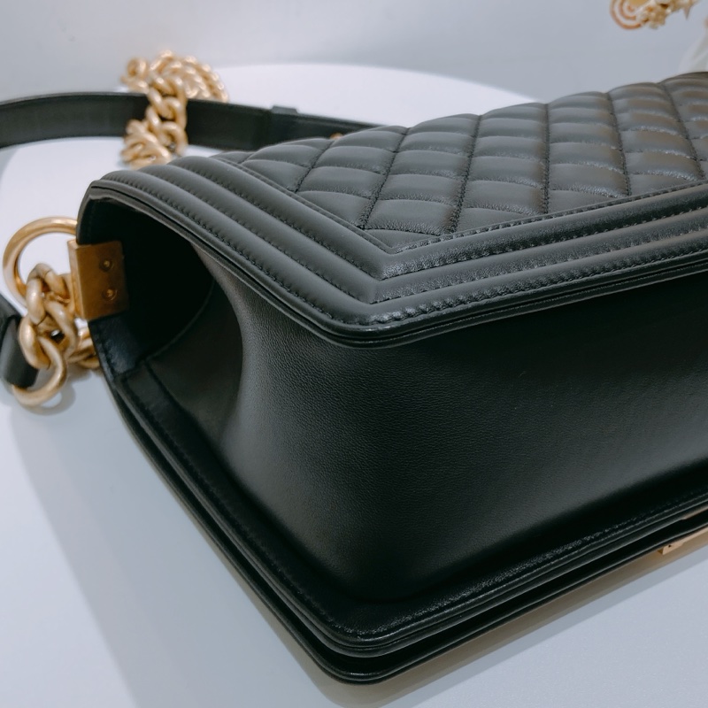 TW4584 CHANEL 香奈兒中號經典Boy系列鏈帶包包BOY 25CM LAMBSKIN-8