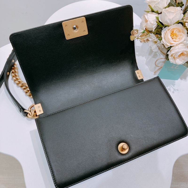 TW4584 CHANEL 香奈兒中號經典Boy系列鏈帶包包BOY 25CM LAMBSKIN-20