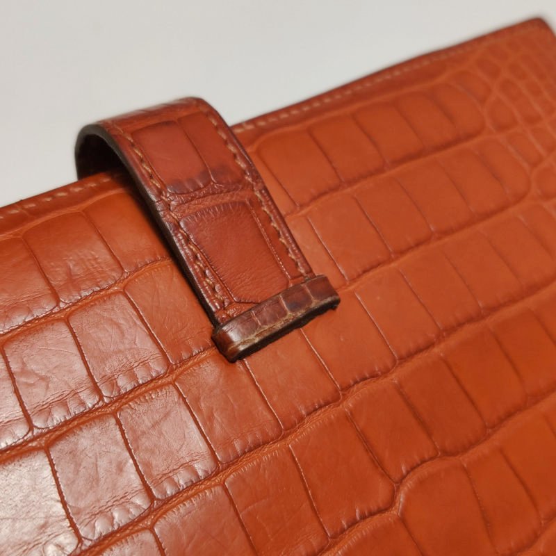 Hermes Bearn小號標誌H袢帶錢包Alligator短吻鱷魚皮銀扣5F南瓜色框P刻-11