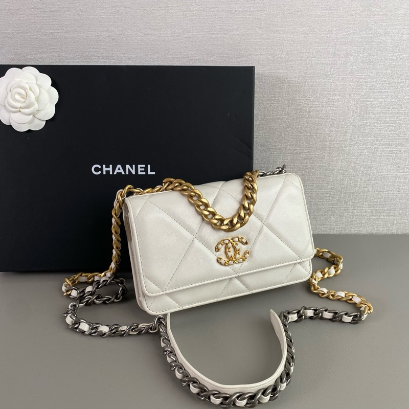 ✨Chanel 白色 金扣19bag woc  有保卡🤍-5