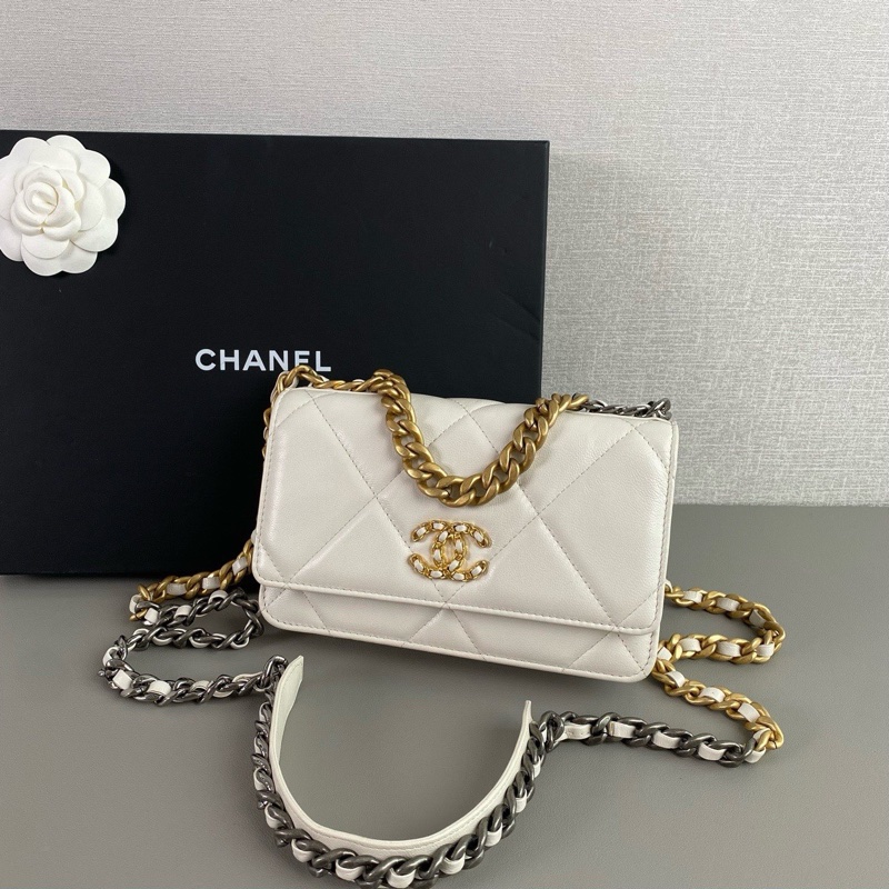 ✨Chanel 白色 金扣19bag woc  有保卡🤍-6