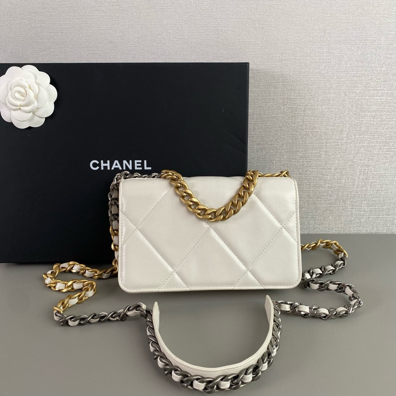 ✨Chanel 白色 金扣19bag woc  有保卡🤍-7