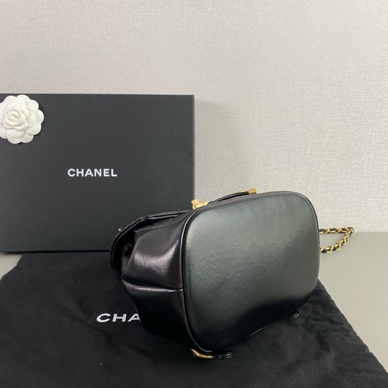 ✨Chanel 黑金小青蛙後背包 側背後背手提都好看 晶片款🖤-7