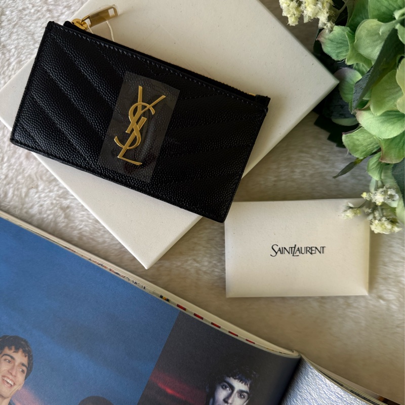 山形紋荔枝皮金字Logo拉鍊卡片/零錢夾(黑色)-0