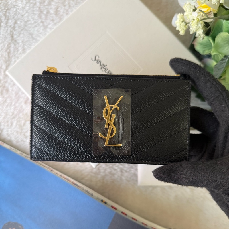 山形紋荔枝皮金字Logo拉鍊卡片/零錢夾(黑色)-1