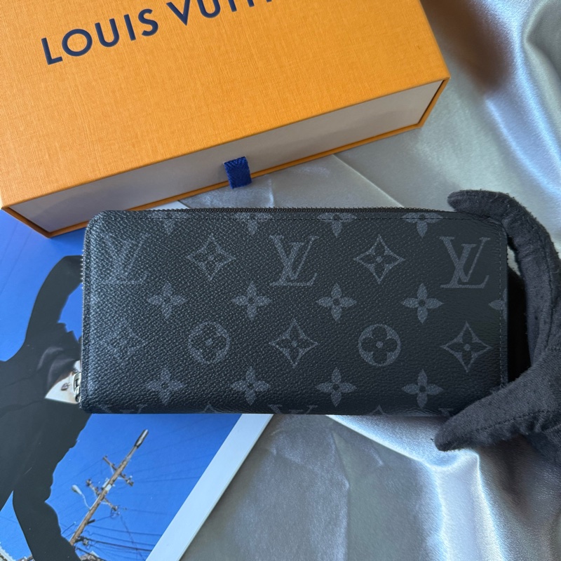 Monogram Zippy 橫式ㄇ形拉鍊長夾(黑灰色)-3