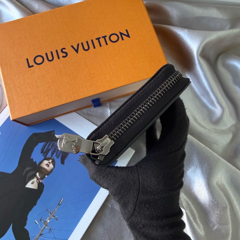 Monogram Zippy 橫式ㄇ形拉鍊長夾(黑灰色)-4