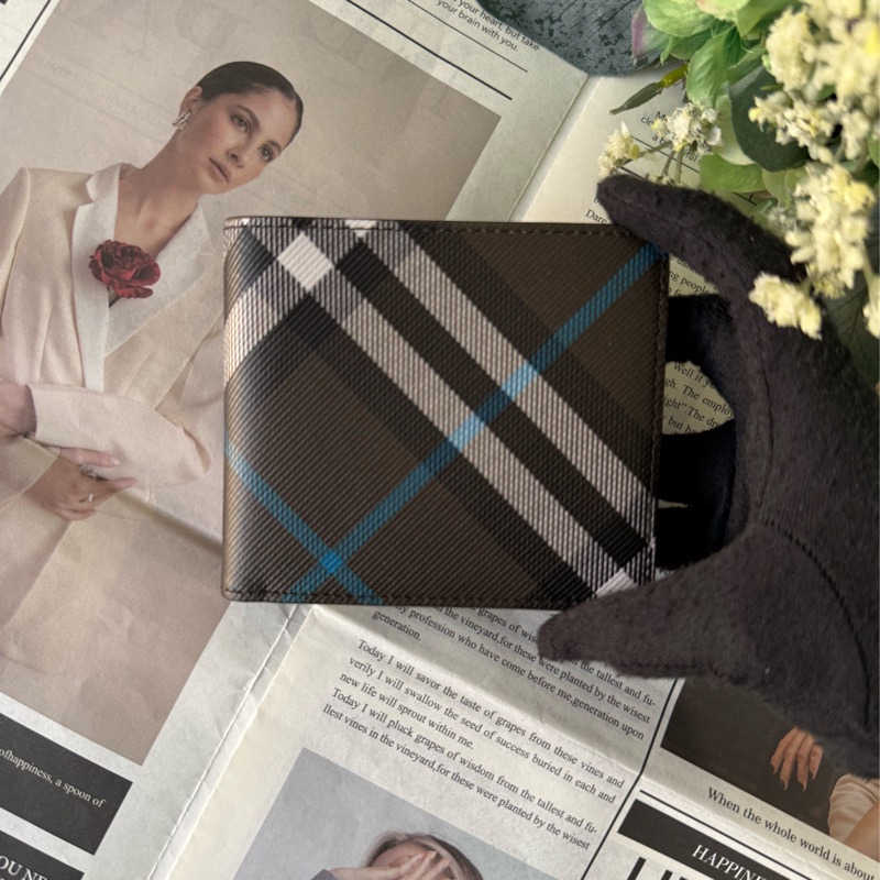 經典格紋帆布對開8卡短夾(暖感棕)-1