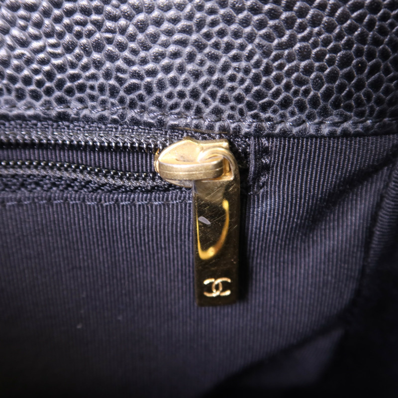 CHANEL 牛皮皮革PST Petit Shopping Tote金扣肩背袋-16