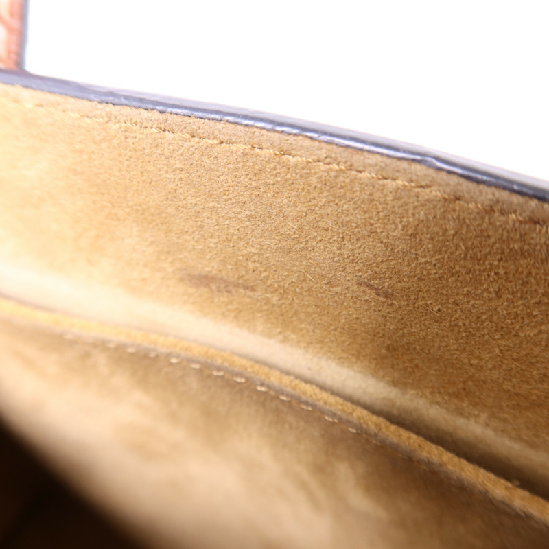 LOEWE 牛皮皮革Mini Gate金扣手挽肩背兩用袋-20