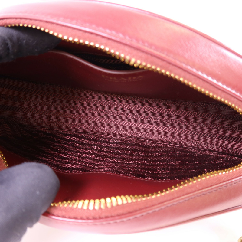 PRADA 牛皮皮革Shoulder Bag金扣肩背袋-5