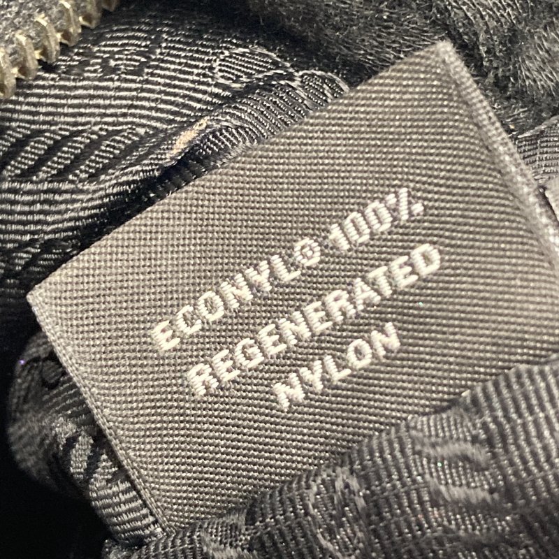 PRADA 普拉達 Prada 1N204M Re-Edition 2005 再生尼龍 肩背包 黑色 銀釦-9