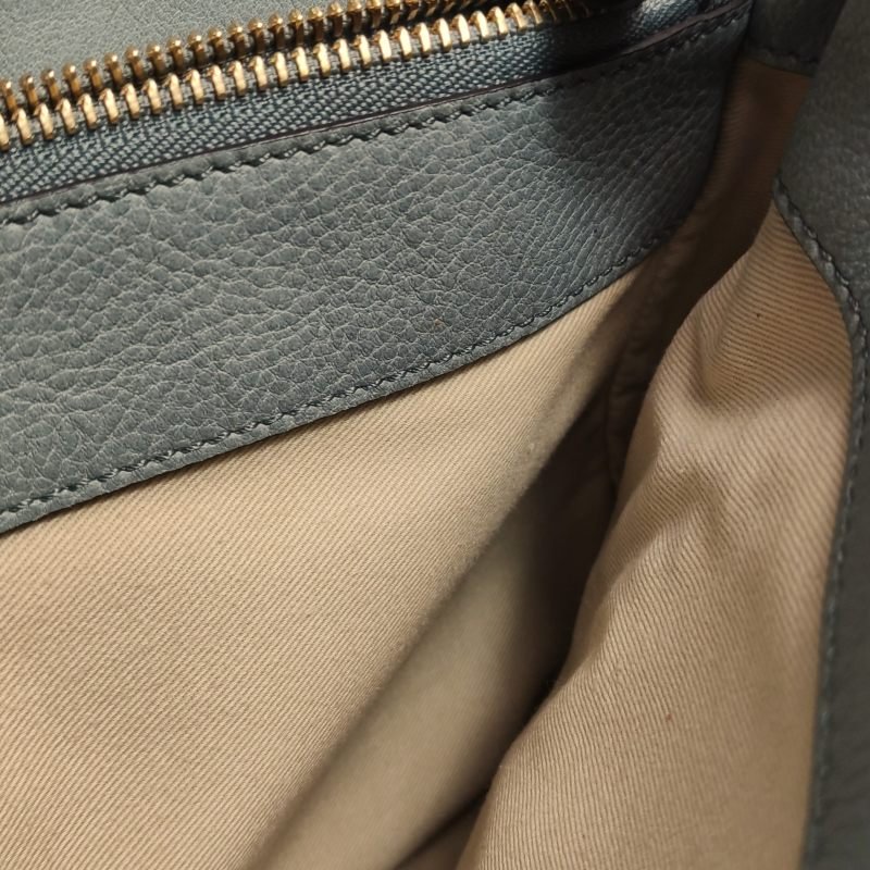 Chloe Faye小號牛皮翻毛皮純色鏈條扣飾斜挎包單肩包-9