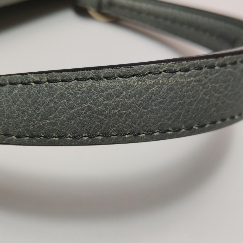 Chloe Faye小號牛皮翻毛皮純色鏈條扣飾斜挎包單肩包-18