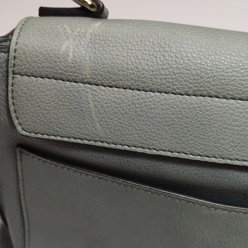 Chloe Faye小號牛皮翻毛皮純色鏈條扣飾斜挎包單肩包-21