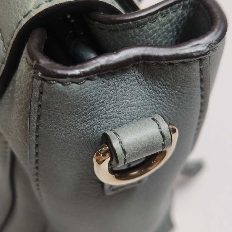 Chloe Faye小號牛皮翻毛皮純色鏈條扣飾斜挎包單肩包-24