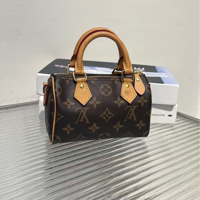 98新 LV/路易威登 speedy nano 波士頓迷你枕頭包,25年編碼,尺寸:16*7.5*10cm-0