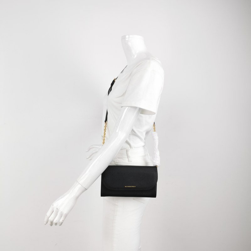 Burberry Henley牛皮純色字母Logo斜挎包單肩包-1