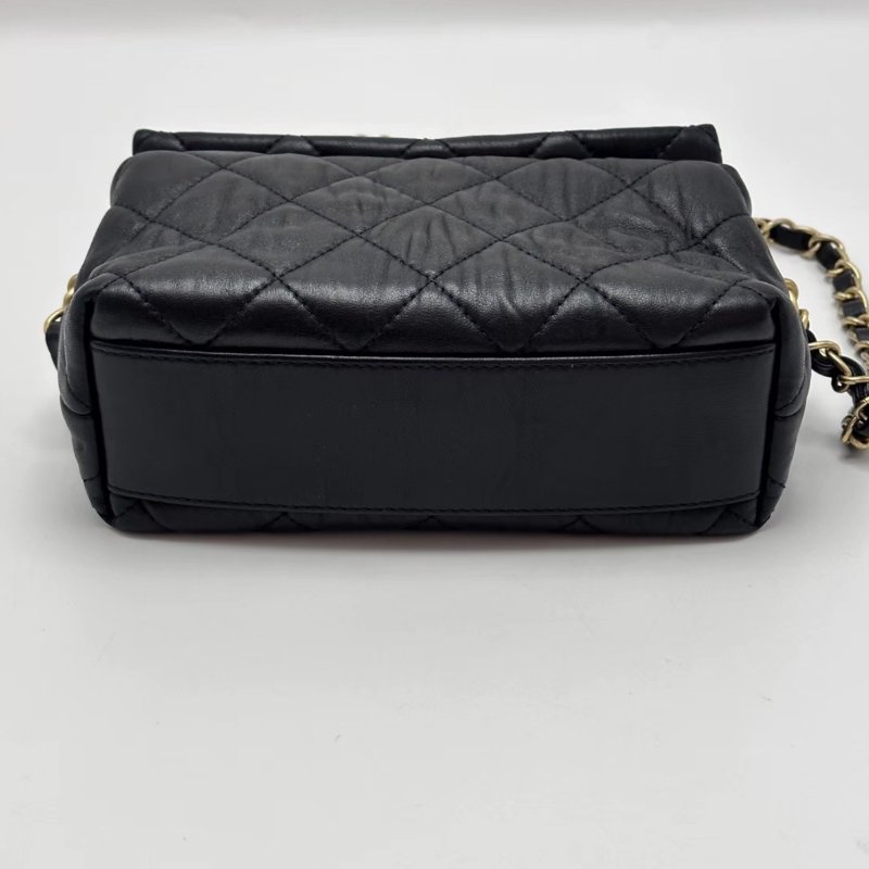 CHANEL 黑金21S hobo小號手提肩背斜背飯盒包 19*13*7 98新配件盒子塵袋保卡-3