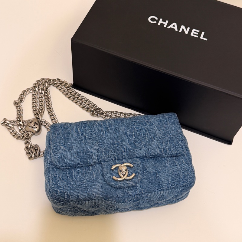 Chanel cf mini 山茶花牛仔 愛心銀扣-0