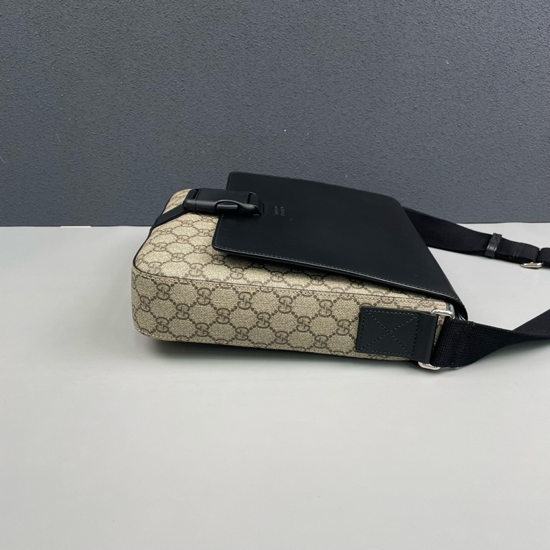 Gucci古馳 老花拼黑色郵差包 尺寸約25*26*5.5cm。-3