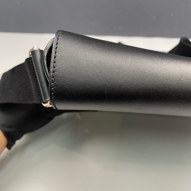 Gucci古馳 老花拼黑色郵差包 尺寸約25*26*5.5cm。-14