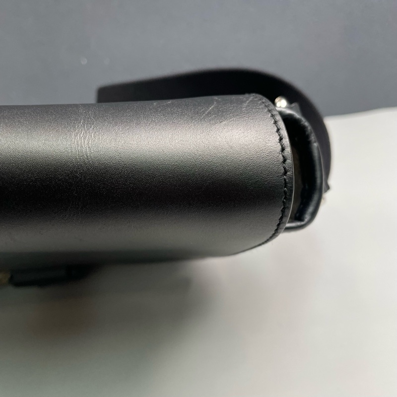 Gucci古馳 老花拼黑色郵差包 尺寸約25*26*5.5cm。-16