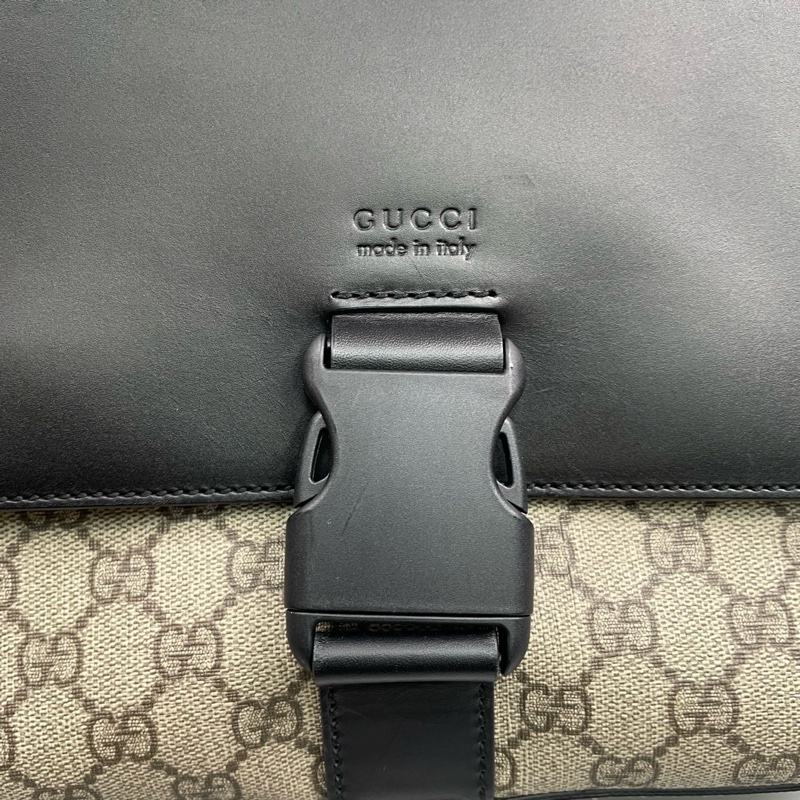 Gucci古馳 老花拼黑色郵差包 尺寸約25*26*5.5cm。-17
