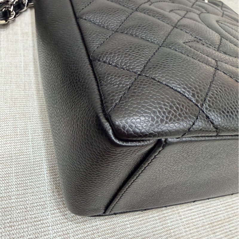 香奈兒 CHANEL PST Petite Shopping Tote CC Logo 荔枝牛皮肩背 托特包 黑銀-10