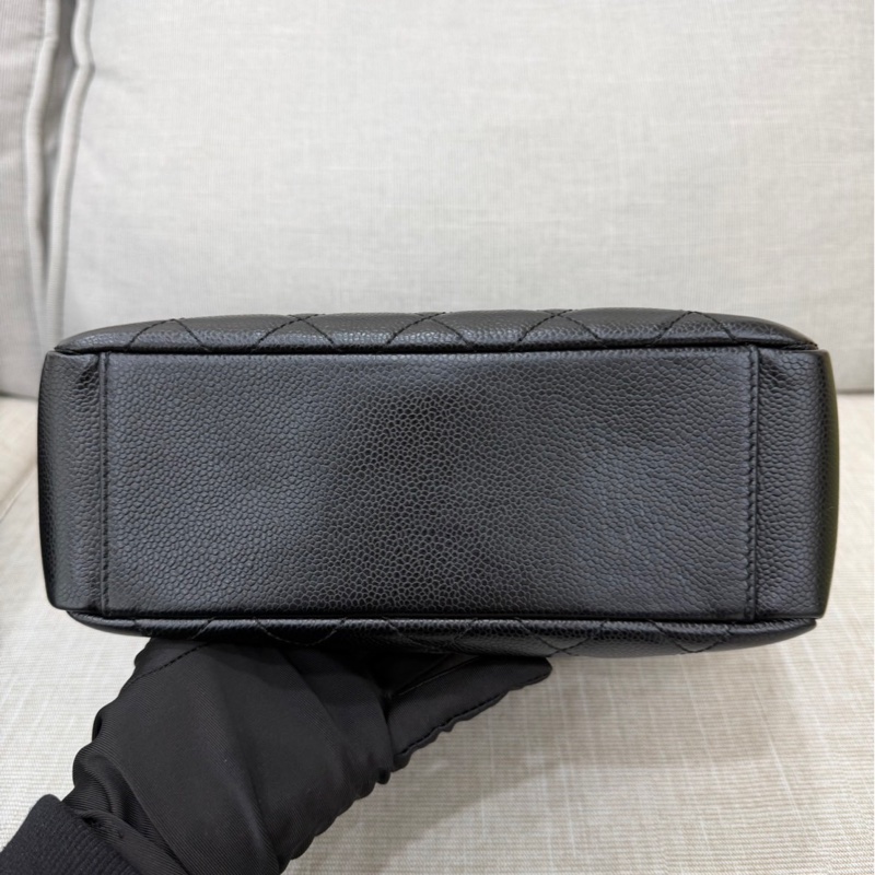 香奈兒 CHANEL PST Petite Shopping Tote CC Logo 荔枝牛皮肩背 托特包 黑銀-13