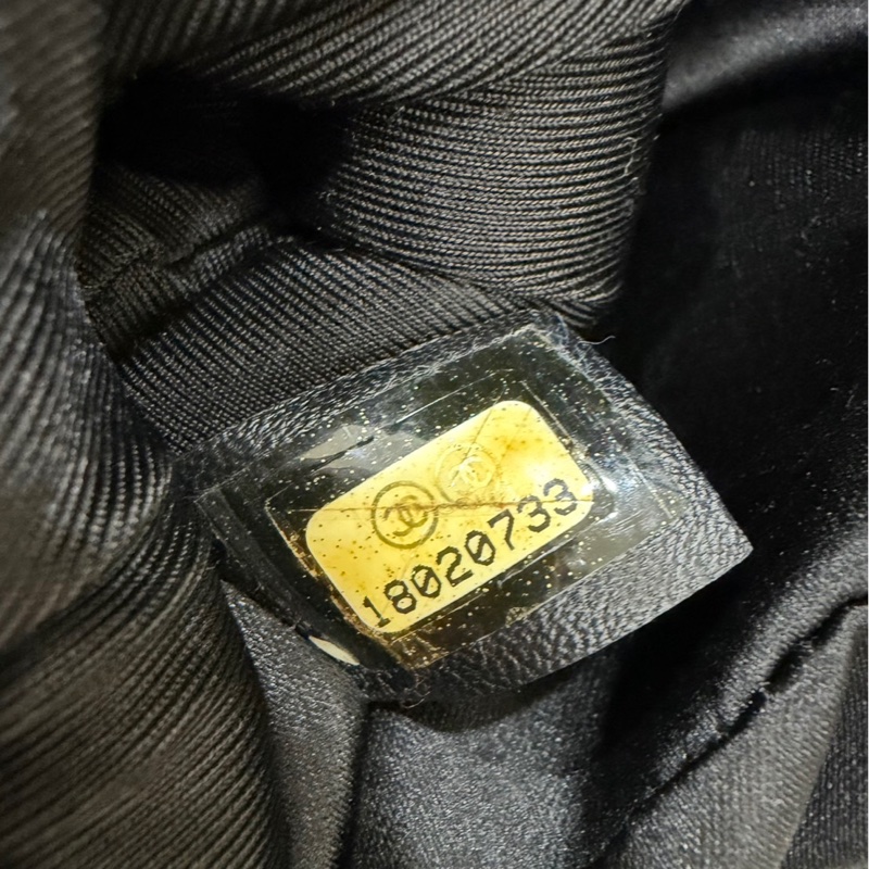 香奈兒 CHANEL PST Petite Shopping Tote CC Logo 荔枝牛皮肩背 托特包 黑銀-28