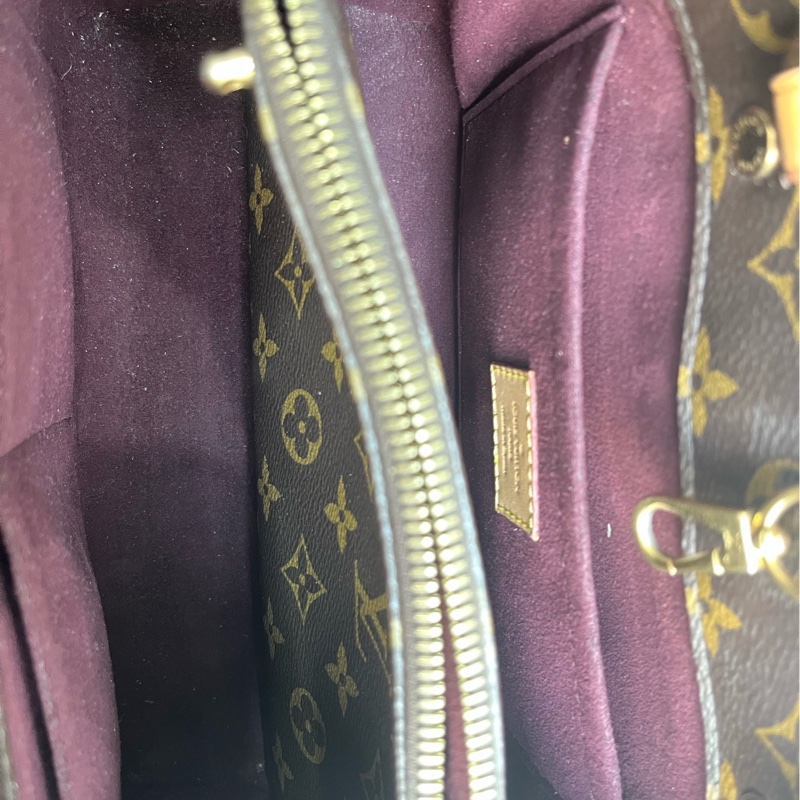 lv/路易威登 蒙田bb 手提單肩斜挎包  成色；98新  型號；M41055  尺寸；29*2-9