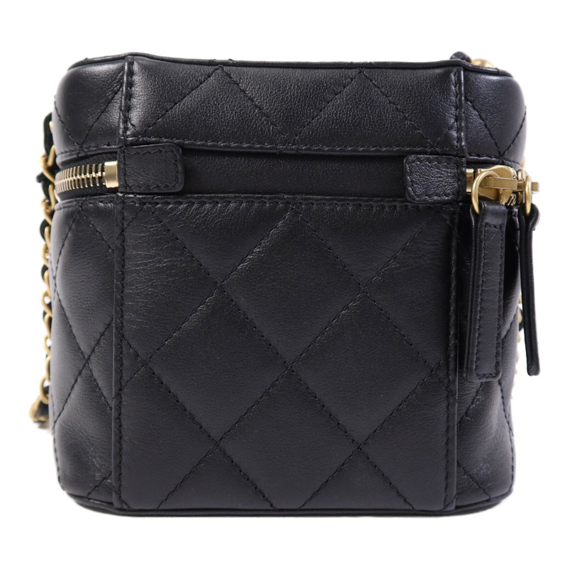 CHANEL 牛皮皮革Vanity Case金扣鏈帶手挽肩背兩用袋-1