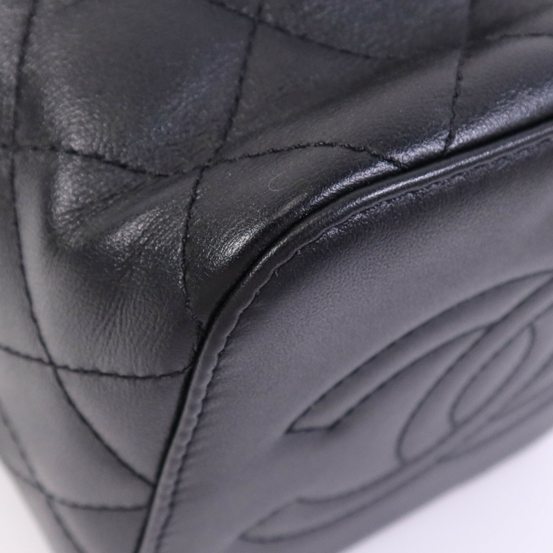 CHANEL 牛皮皮革Vanity Case金扣鏈帶手挽肩背兩用袋-5