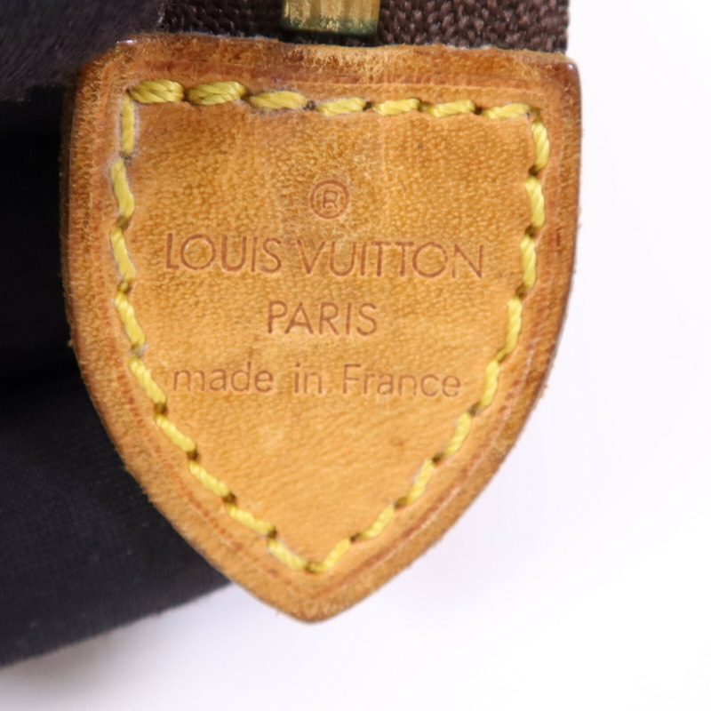 LOUIS VUITTON Monogram Toiletry Pouch 15金扣手拿包-8
