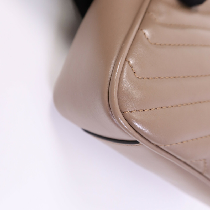 GUCCI 牛皮皮革GG Marmont金扣肩背袋-7